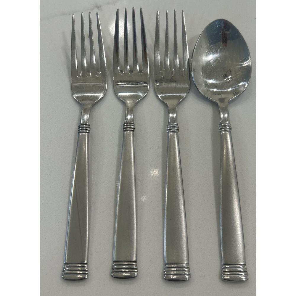 Vtg Wallace NAPOLI-FROST Stainless 18/10 Set of 4 Flatware 7” Forks And Spoon